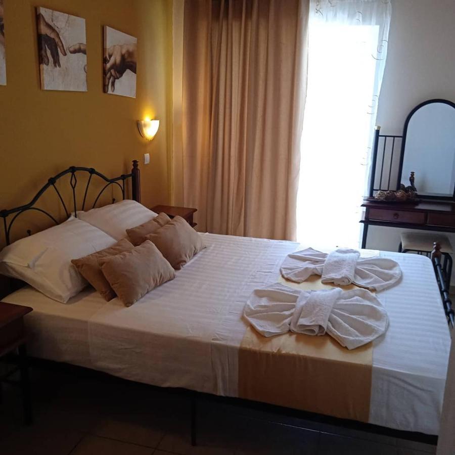 Apartmán To Limanaki Finikounda Exteriér fotografie