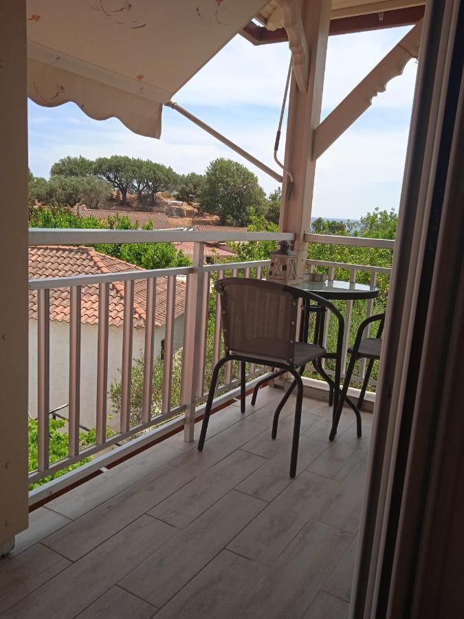 Apartmán To Limanaki Finikounda Exteriér fotografie